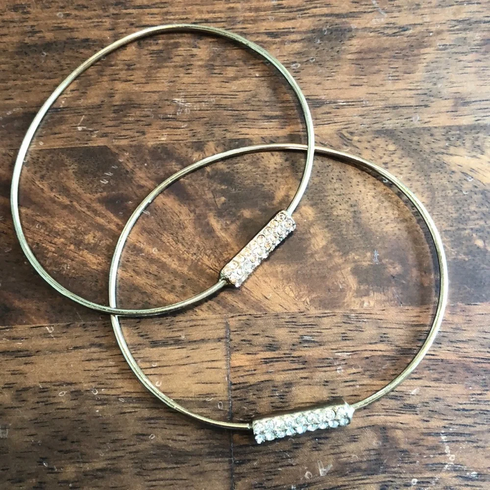 Goldtone Bracelet Bundle Lot 9 Piece Stacking Bangles Chunky Chain Faux Pearl